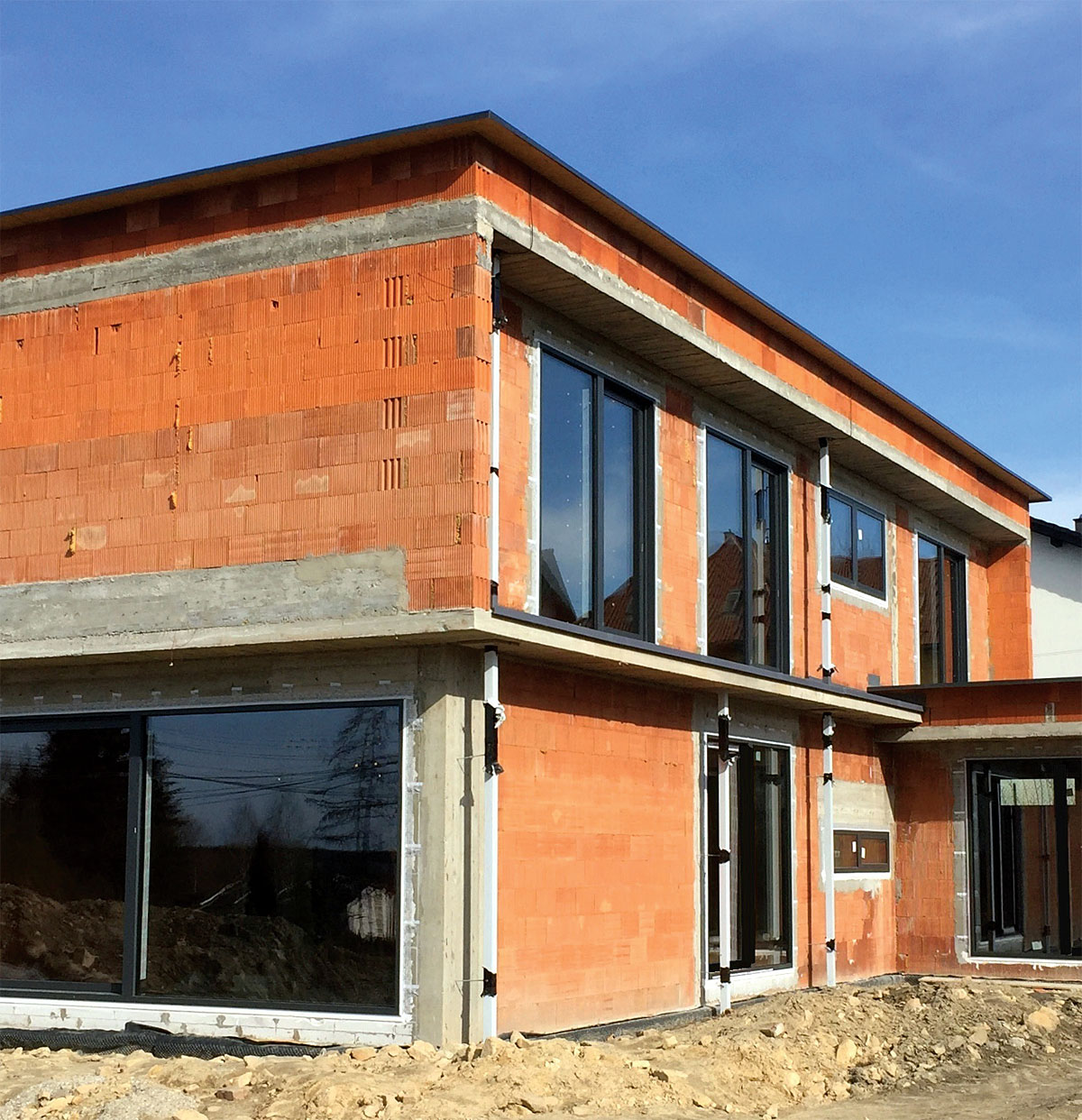 5 najważniejszych etapów montażu okien